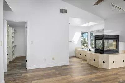 8725 Quail Canyon Road, Vacaville, CA 95688 - Photo 32