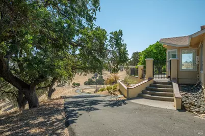 8725 Quail Canyon Road, Vacaville, CA 95688 - Photo 52