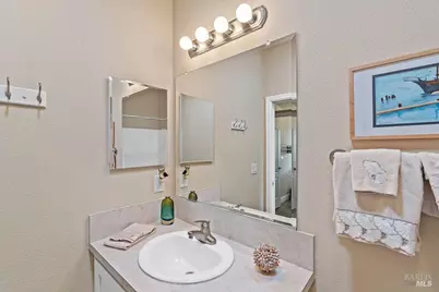 46 Oriole Way, Santa Rosa, CA 95409 - Photo 32