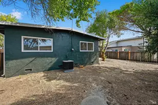 285 Hemlock St, Vacaville, CA 95688 - Photo 28
