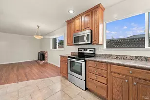 1208 Eric Ct, Rohnert Park, CA 94928 - Photo 12