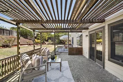 841 Rose Drive, Benicia, CA 94510 - Photo 32