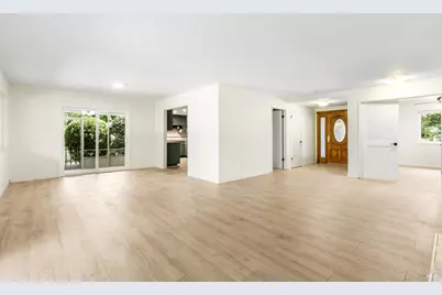 447 Meadowgreen Drive, Santa Rosa, CA 95409 - Photo 10