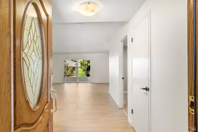 447 Meadowgreen Drive, Santa Rosa, CA 95409 - Photo 2