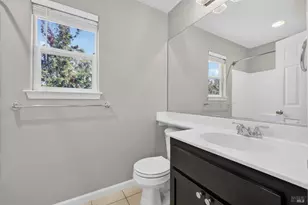 2038 Red Oak Cir, Santa Rosa, CA 95403 - Photo 20