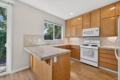 2038 Red Oak Circle, Santa Rosa, CA 95403 - Photo 10