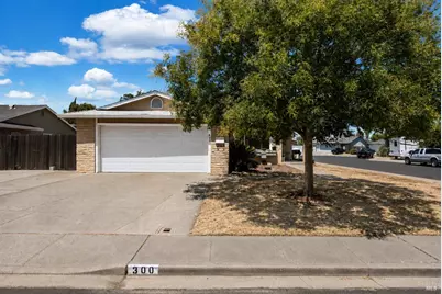300 Ponderosa Drive, Vacaville, CA 95687 - Photo 2