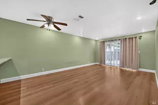 300 Ponderosa Dr, Vacaville, CA 95687 - Photo 8