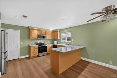 300 Ponderosa Drive, Vacaville, CA 95687 - Photo 12