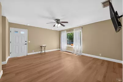 300 Ponderosa Drive, Vacaville, CA 95687 - Photo 6