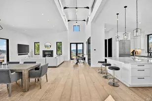 18115 Highlands Rdg Rd, Yorkville, CA 95494 - Photo 10