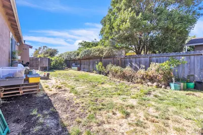 224 Elwood Street, Suisun City, CA 94585 - Photo 22