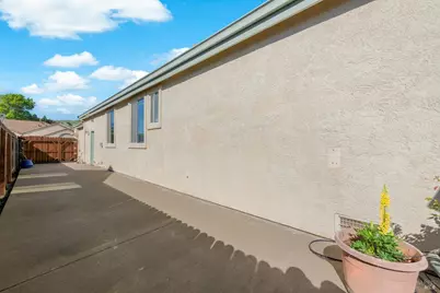 207 Laurelwood Way, Vacaville, CA 95687 - Photo 74