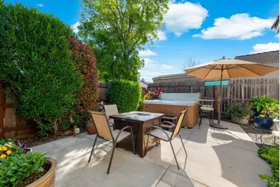 207 Laurelwood Way, Vacaville, CA 95687 - Photo 62