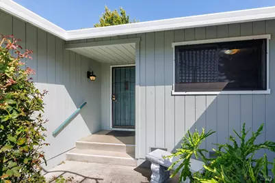 6830 Montecito Court, Santa Rosa, CA 95409 - Photo 2