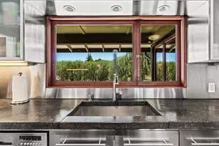 1146 Ragatz Ln, Napa, CA 94558 - Photo 10