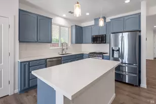 5470 Gold Creek Cir, Discovery Bay, CA 94505 - Photo 18