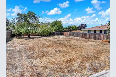 517 Suisun Street, Suisun City, CA 94585 - Photo 10
