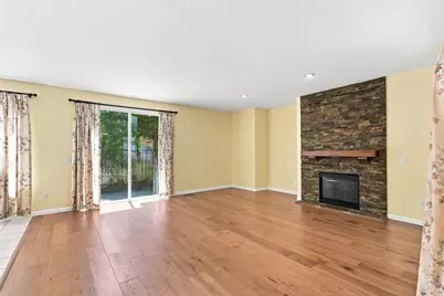 1476 Hughes Avenue, Santa Rosa, CA 95407 - Photo 12