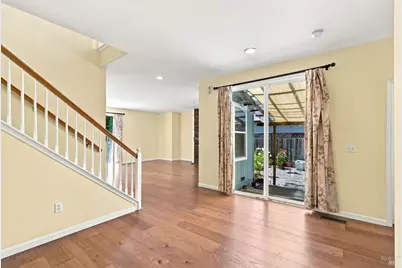 1476 Hughes Avenue, Santa Rosa, CA 95407 - Photo 10