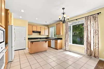 1476 Hughes Avenue, Santa Rosa, CA 95407 - Photo 16