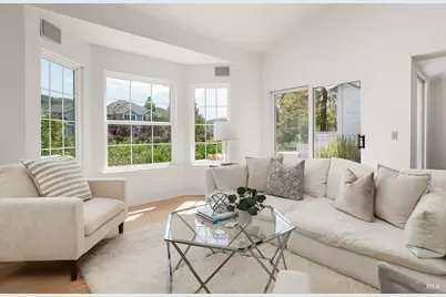 66 Mariners Circle, San Rafael, CA 94903 - Photo 2