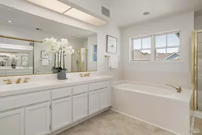 66 Mariners Circle, San Rafael, CA 94903 - Photo 16