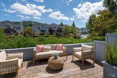 66 Mariners Circle, San Rafael, CA 94903 - Photo 6