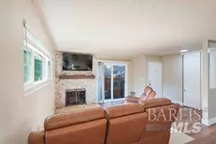643 Beelard Dr, Vacaville, CA 95687 - Photo 2