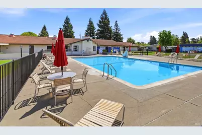 173 Circulo Monterey, Rohnert Park, CA 94928 - Photo 36
