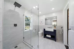 8 Marina Ct Dr, San Rafael, CA 94901 - Photo 24