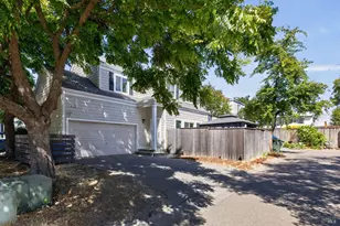 956 Kingwood St, Santa Rosa, CA 95401 - Photo 2