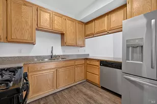 956 Kingwood St, Santa Rosa, CA 95401 - Photo 20