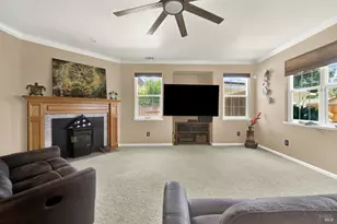 325 Stoneridge Cir, Vacaville, CA 95687 - Photo 22