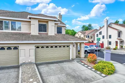 832 Vassar Drive, Vacaville, CA 95687 - Photo 2