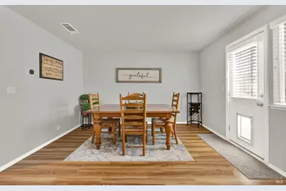 832 Vassar Drive, Vacaville, CA 95687 - Photo 22
