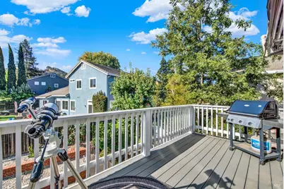 1084 Creekside Drive, Vacaville, CA 95687 - Photo 76