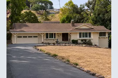 4705 Acacia Way, Penngrove, CA 94951 - Photo 2