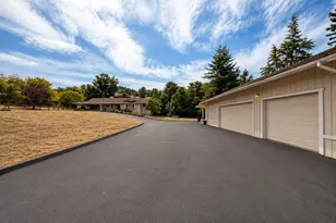 4705 Acacia Way, Penngrove, CA 94951 - Photo 4