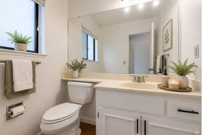 1001 Margaret Court, Novato, CA 94947 - Photo 8