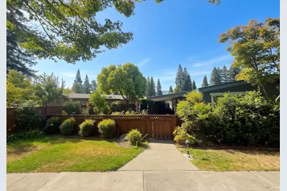 54 Laguna Seca Court, Saint Helena, CA 94574 - Photo 2