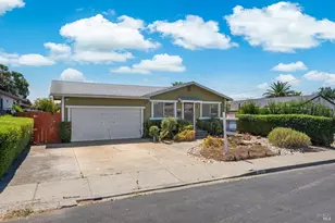 223 W Carolyn Dr, American Canyon, CA 94503 - Photo 2