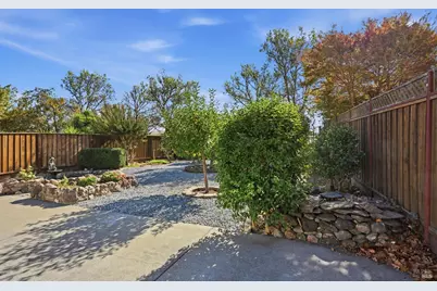 1834 Adobe Creek Drive, Petaluma, CA 94954 - Photo 34