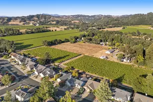 5812 Mathilde Dr, Windsor, CA 95492 - Photo 2