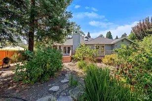424 Greens Dr, Healdsburg, CA 95448 - Photo 30