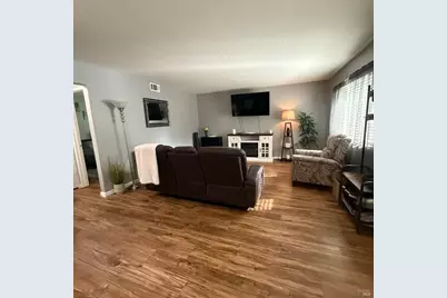 1949 Northwood Drive #1, Vacaville, CA 95687 - Photo 4