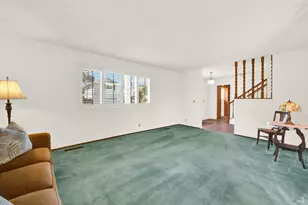 560 Werner Way, Vacaville, CA 95688 - Photo 12