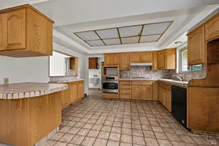 410 E Railroad Ave, Cotati, CA 94931 - Photo 8