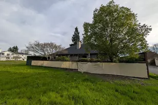 222 W Spain St, Sonoma, CA 95476 - Photo 12