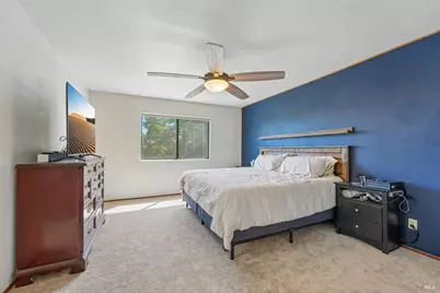 989 Suffolk Way, Fairfield, CA 94533 - Photo 4